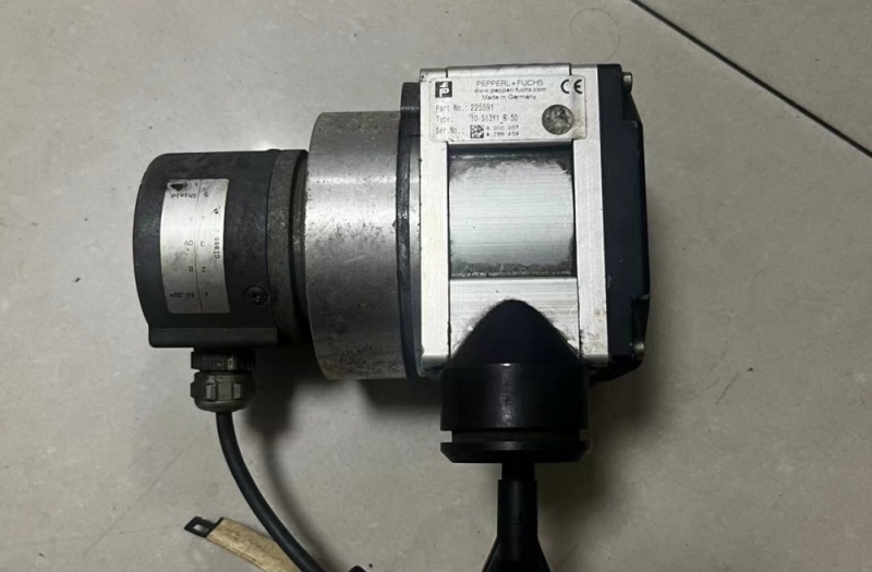 10-S13Y1_R-50: This is a set of discontinued pull-wire sensors